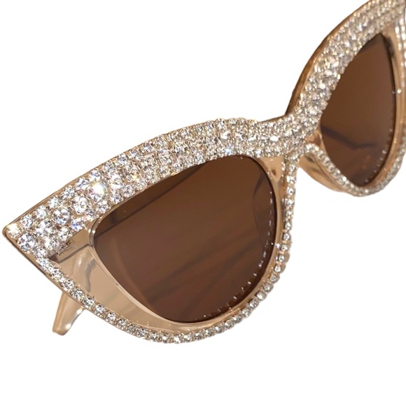 Rhinestone Bling Cat Eye Sunglasses in Champaign Brand New - Picture 6 of 12